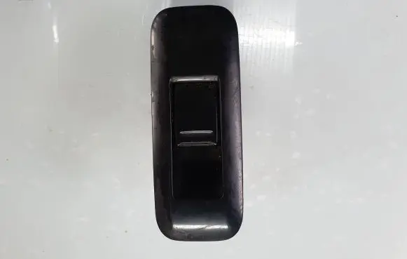 Nissan Primera Electric window control switch 25411AV600 C8DD705N 230904
