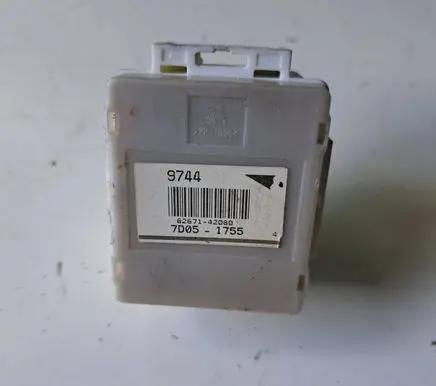 Toyota RAV 4 (XA30) Other control units/modules 8267142080 7D051755 9744