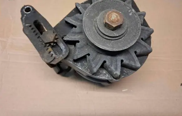 Mercedes-Benz 280 450 W116 Generator/alternator 0192052008