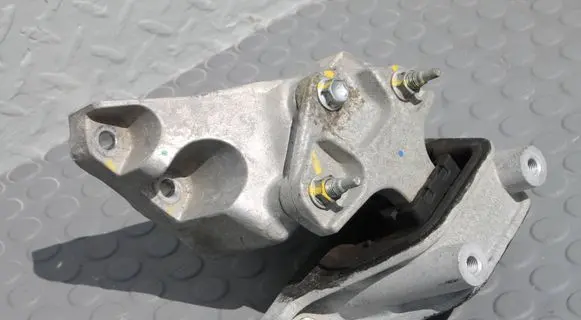 Suzuki Vitara (LY) Manual 5 speed gearbox LAPASKRZYNIVITARA
