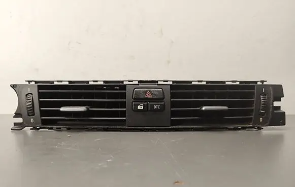 BMW 3 E90 E91 Dash center air vent grill 9123301 3331 14482110
