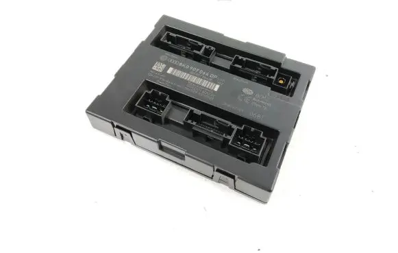 Audi A4 S4 B8 8K Comfort/convenience module 8K0907064DP 5DK00991800