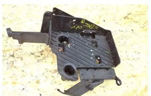 Renault Scenic I Battery tray 