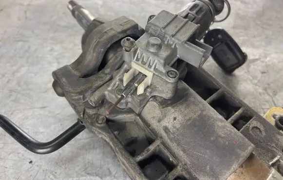 Jeep Grand Cherokee (WK) Ignition lock