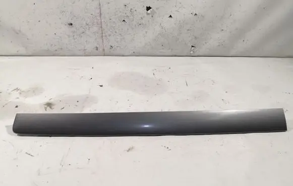 Volkswagen PASSAT B7 Dashboard glove box trim 3AC857211D