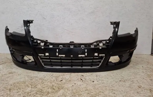 Volkswagen PASSAT B6 Front bumper 3C0807221C