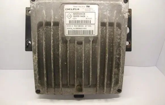Nissan Note (E11) Engine control unit/module 8200399038 8200619409