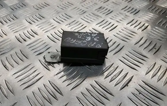 Mitsubishi Pajero Other relay MN117823