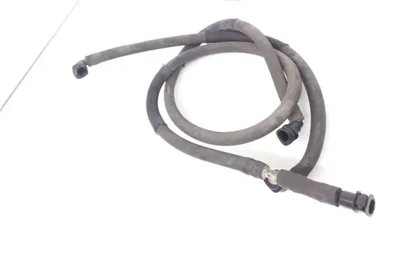 Volkswagen PASSAT B5.5 Headlight washer hose/pipe 