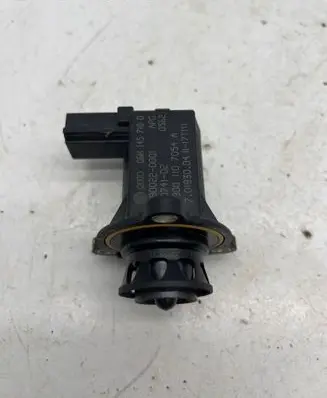 Audi A7 S7 4G Turbo solenoid valve 7900220001 06H145710D 2074102
