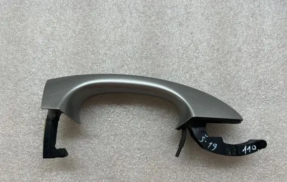 Skoda Kodiaq Front door exterior handle 5G0837205N4KF8H 5G0837205NGRU