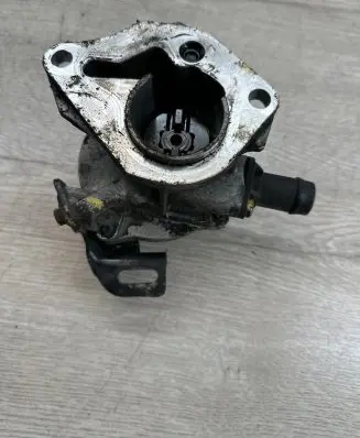 Renault Megane III Vacuum pump 05641000