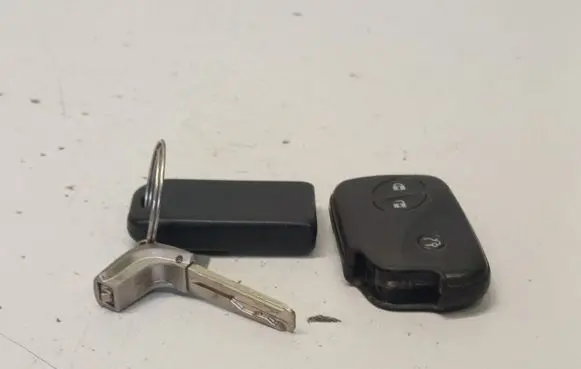 Lexus GS 300 350 430 450H Ignition key/card 