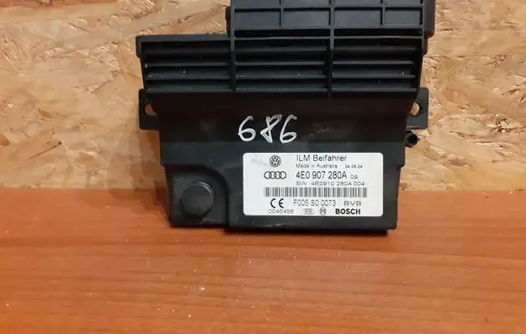 Audi A8 S8 D3 4E Current control relay 4E0907280A 4E0910280A