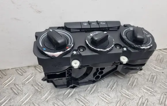 Audi A3 S3 8P Climate control unit 78950204 34158929