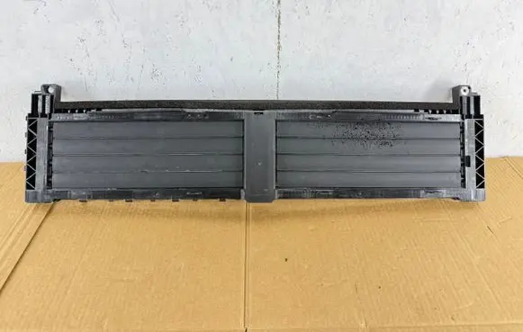 Mercedes-Benz GLA H247 Intercooler air channel guide A2478854600