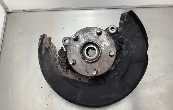 Subaru Tribeca Front wheel hub 