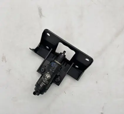 Alfa Romeo Stelvio Headlight washer spray nozzle 50556494 50553156 50541384