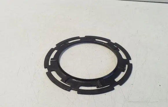 Volvo XC60 In tank fuel pump screw locking ring/nut 10815B