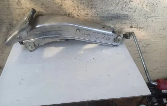 Audi A8 S8 D2 4D Lift Jack 4D0011031B