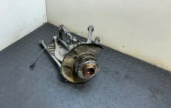 BMW 3 F30 F35 F31 Rear wheel hub spindle/knuckle 6792522