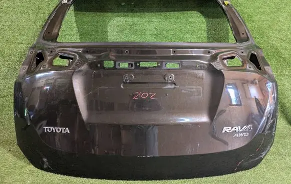 Toyota RAV 4 (XA40) Tailgate/trunk/boot lid 