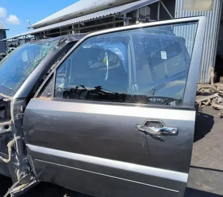 Mitsubishi Pajero Door (2 Door Coupe)