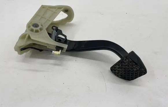 BMW 3 F30 F35 F31 Brake pedal 6860647