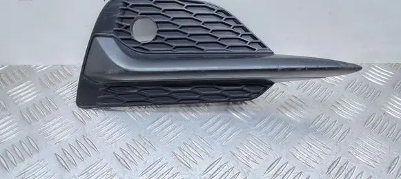 Front bumper lower grill