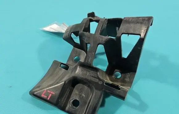Peugeot 508 II Rear bumper mounting bracket 9813571080 IMPRK1567723