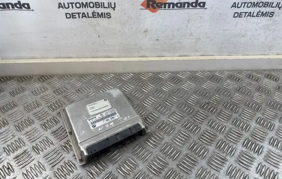 BMW 5 E39 Engine control unit/module 7785540 0281001830