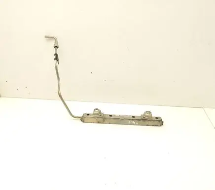 Toyota RAV 4 (XA30) Fuel main line pipe