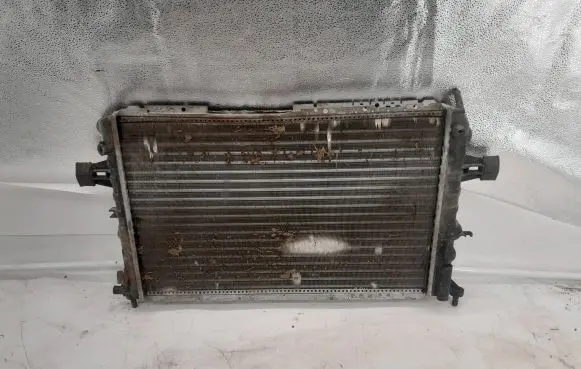 Opel Astra G Coolant radiator