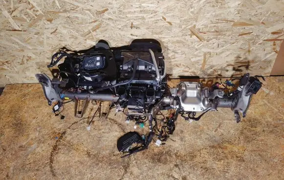 Cadillac XTS Interior heater climate box assembly 