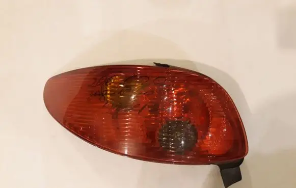 Peugeot 206 Rear/tail lights