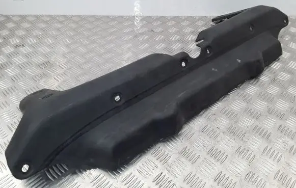 Engine bonnet/hood lock trim molding