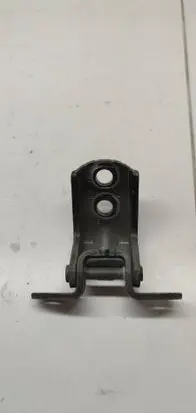 Renault Kadjar Front door lower hinge 