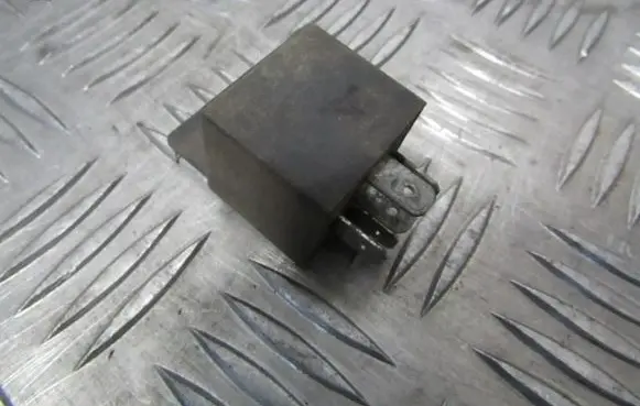Mitsubishi Carisma Other relay rsv1cm12h rsv-1c-m-12h