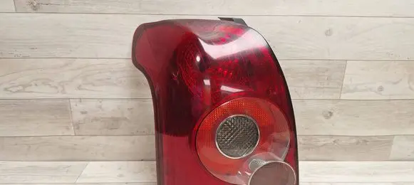 Toyota Avensis T250 Rear/tail lights