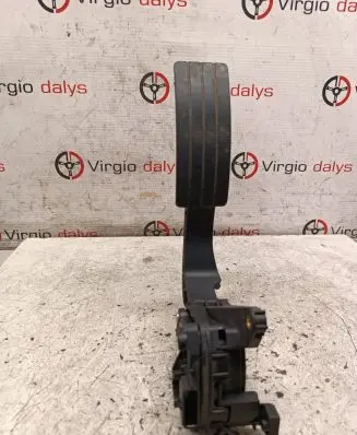 Renault Captur Accelerator throttle pedal 180029347R 6PV00997807 08012014