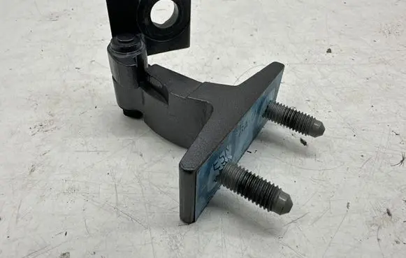 Mercedes-Benz CLA C118 X118 Front door upper hinge
