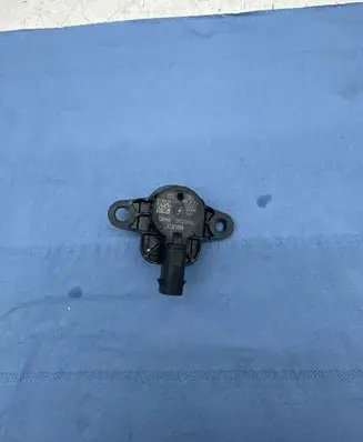 Volvo C40 Airbag deployment crash/impact sensor 32381889