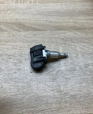 Hyundai Accent Tire pressure sensor 529332M000 S180052017G