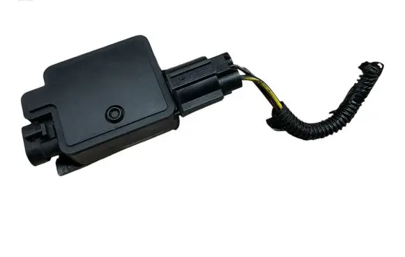 Ford Focus Fan control module 940002906 500019430514