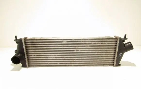 Nissan Primastar Intercooler radiator 992563J