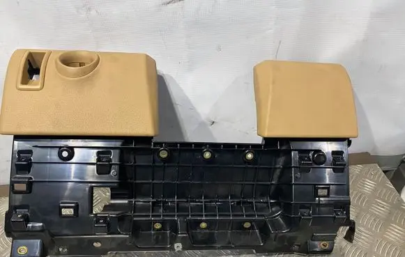 Porsche Cayenne (92A) Dashboard lower bottom trim panel 7P5858903F
