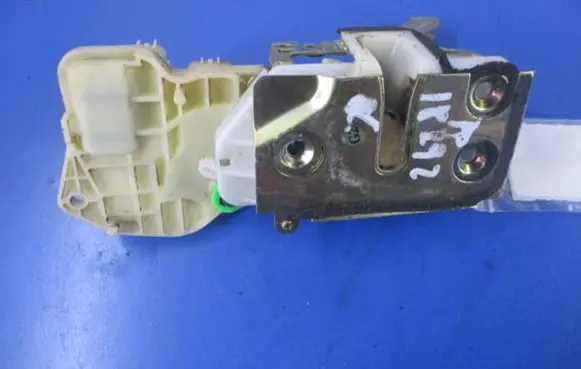 Honda Civic Front door lock