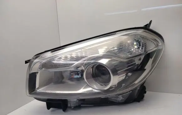 Nissan Qashqai Headlight/headlamp 