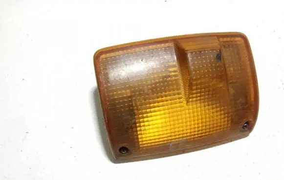 Isuzu Trooper Front indicator light 3228