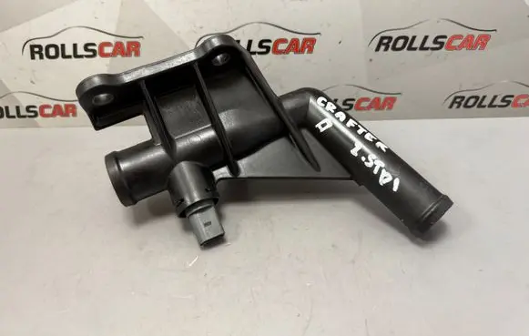 Engine coolant pipe/hose